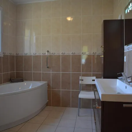 House In Piquecos With Private Pool & Garden, Cleaning Included Piquecos