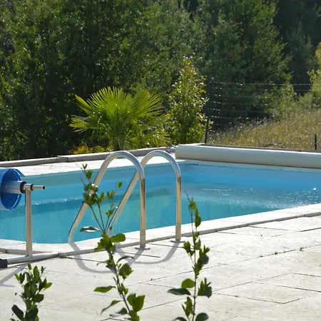 Villa House In Piquecos With Private Pool & Garden, Cleaning Included